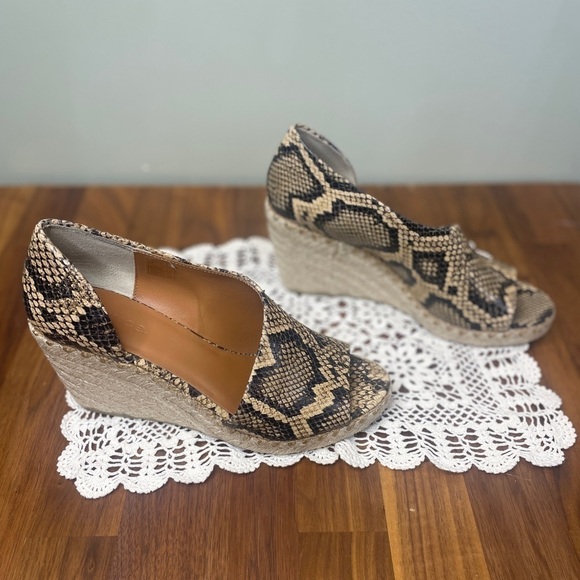 Vince Sonora Tan Snakeskin Leather Espadrille D'Orsay Peep Toe Wedges 8 - Picture 1 of 7